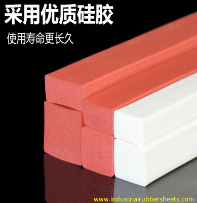 Strisce di spugna in silicone di taglia personalizzata Bianco colore rosso Strisce di schiuma in silicone a cellula chiusa per sigillo delle porte con superficie liscia