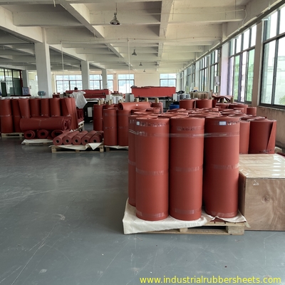 Colore rosso 1,5-50 mm spessore foglio di schiuma di silicone ad alta temperatura con cella chiusa