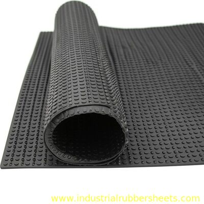 Industrial Use Anti Slip Floor Mat with Round Button Surface and 3mm Thickness for Oil Resistance